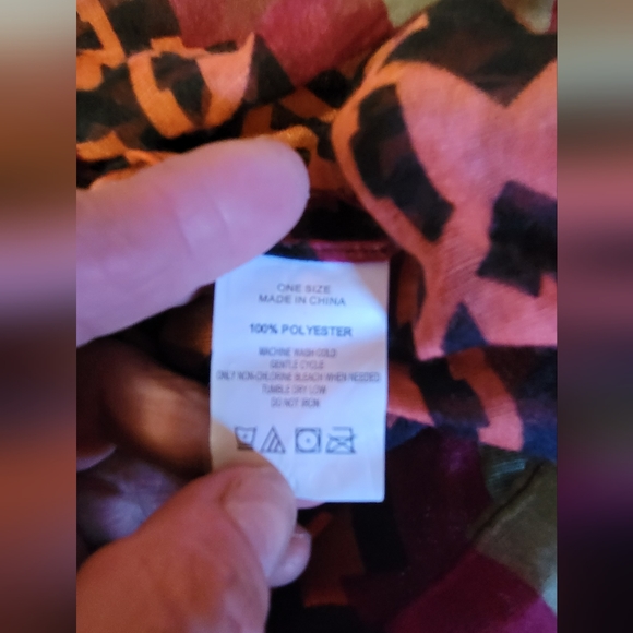 Fringe Wrap Around Formal or Beach Wear 1 Size Aztek Design Orange, Red & Black - Picture 7 of 8